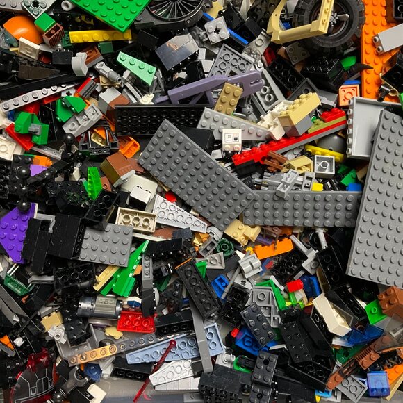 4lbs of Assorted Legos - Picture 2 of 2